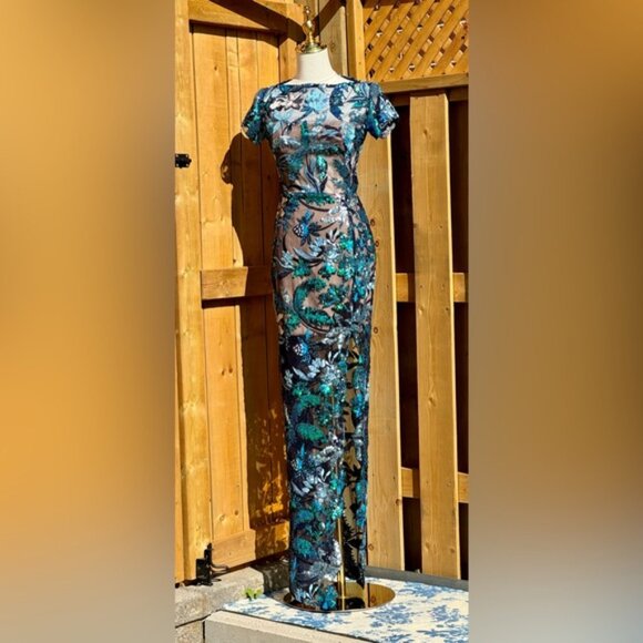 🆕BRONX & BANCO🧿NWOT Zinnia Side-Split Sequin Embroidered Gown, Navy, Sz XS US2 - Picture 3 of 14